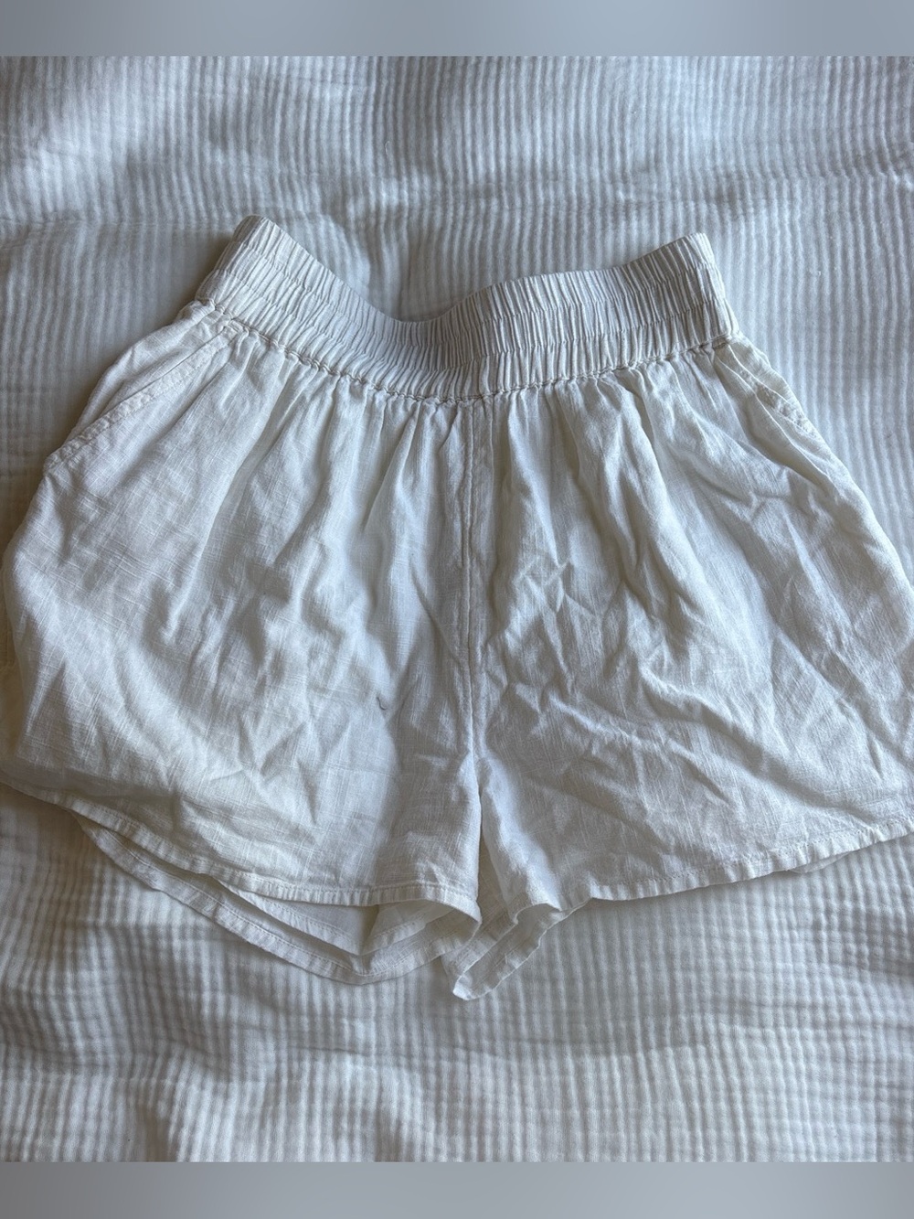 Billabong White High-Waist Elastic Linen-Blend Shorts